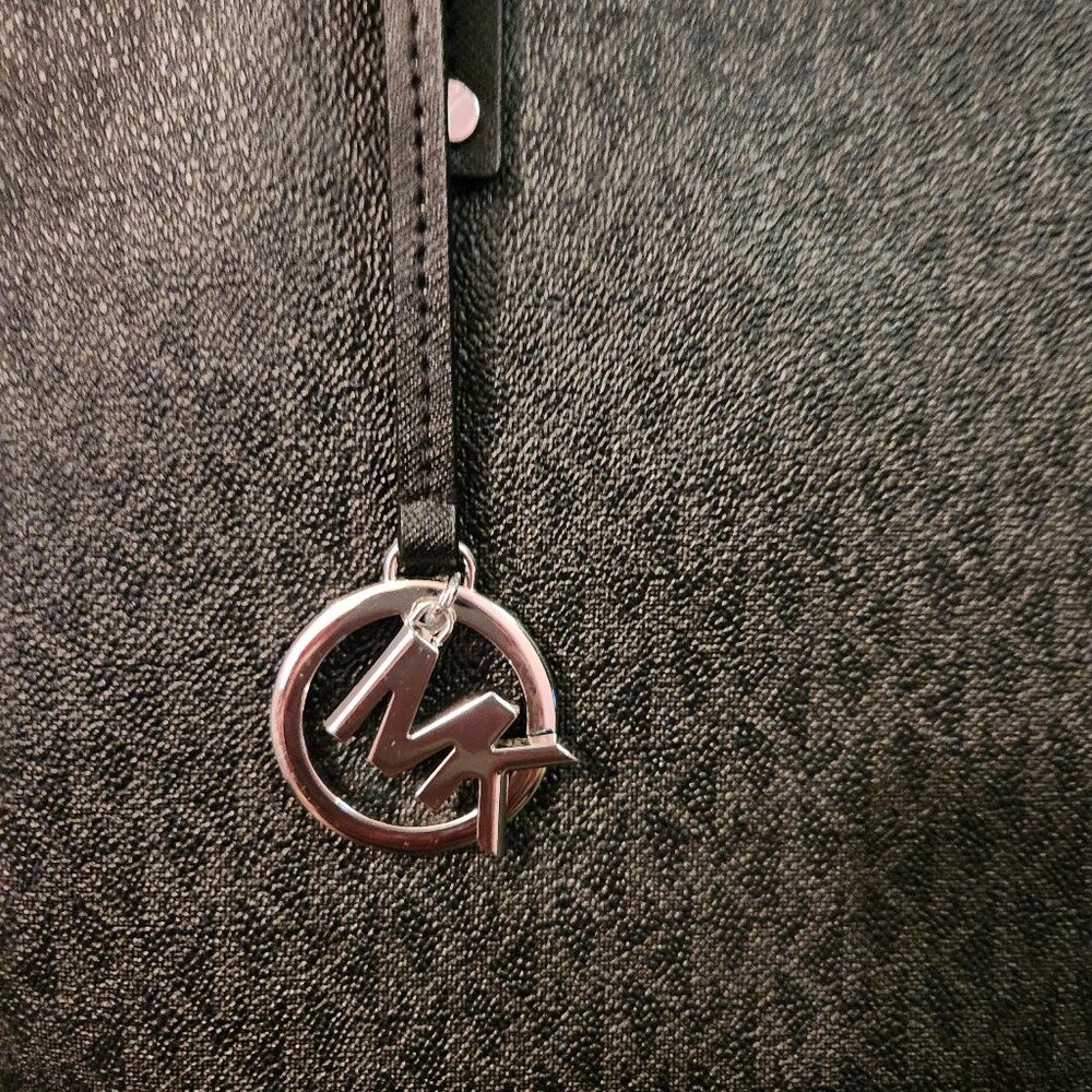 SAVED for firstdownkicks: Michael kors Black & Gray Signature Print Tote - Picture 6 of 12